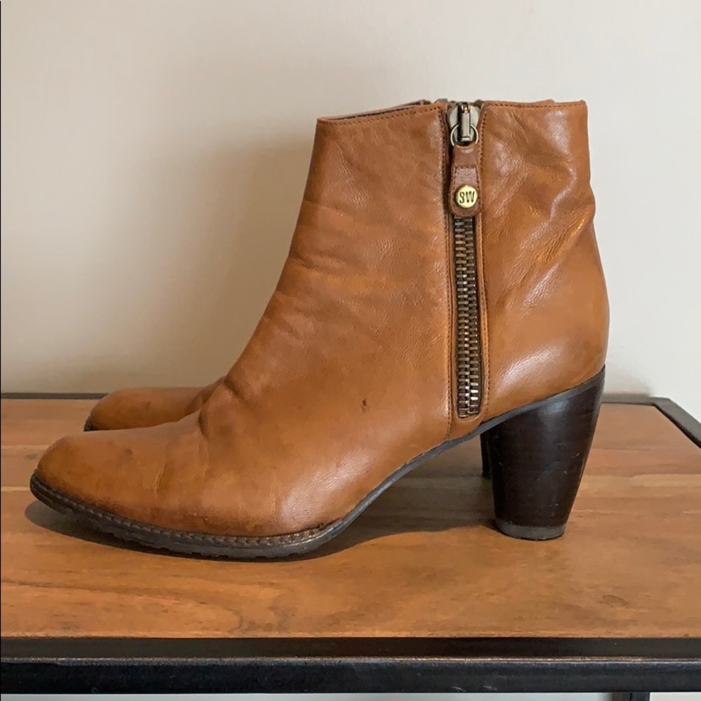 STUART WEITZMAN Ankle Boots
